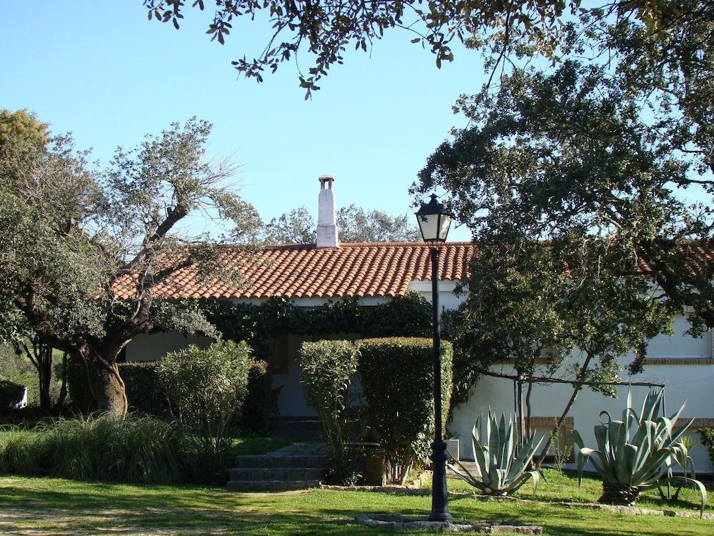 Finca Dehesa Tres Riveros Herrera de Alcántara Exterior foto